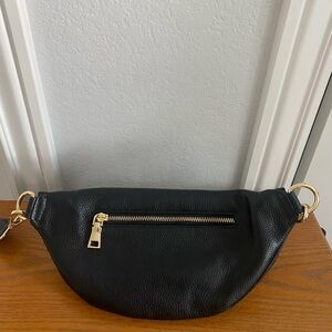 Elegant Black Crossbody Bag with Gold Accents